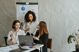 International Opportunities for Young Entrepreneurs: Join the EYE Programme